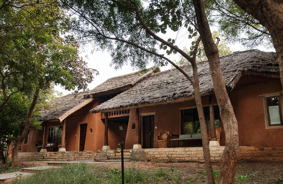 exquisite-mud-houses-khajuraho-101