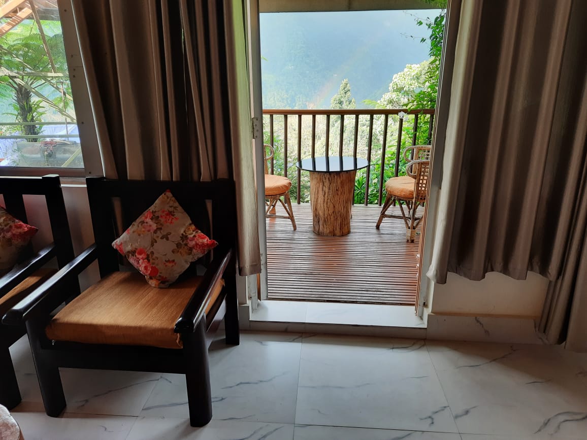Balcony view stay in Sikkim