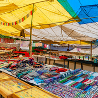 imExplore the famous Sumur Marketage